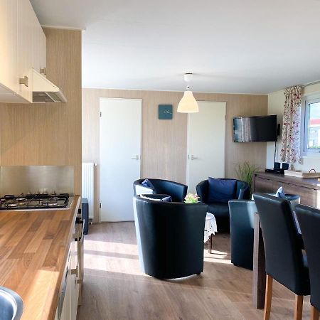 Kindvriendelijk Chalet Voor 6 Personen Se05 Serooskerke  Exterior photo